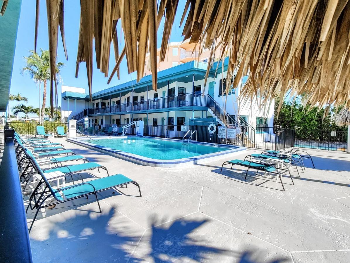Tahitian Beach Resort Treasure Island Exterior foto