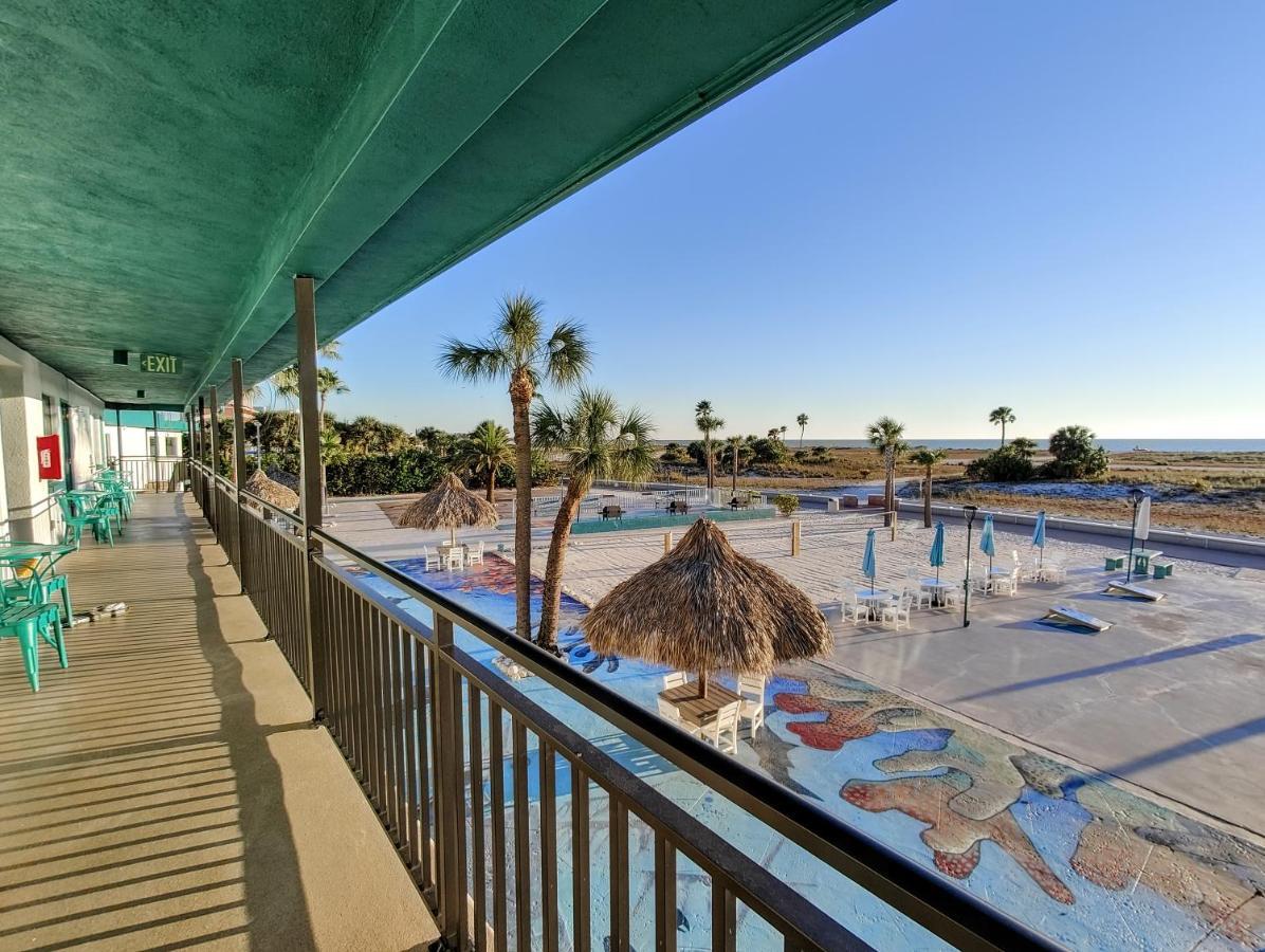 Tahitian Beach Resort Treasure Island Exterior foto